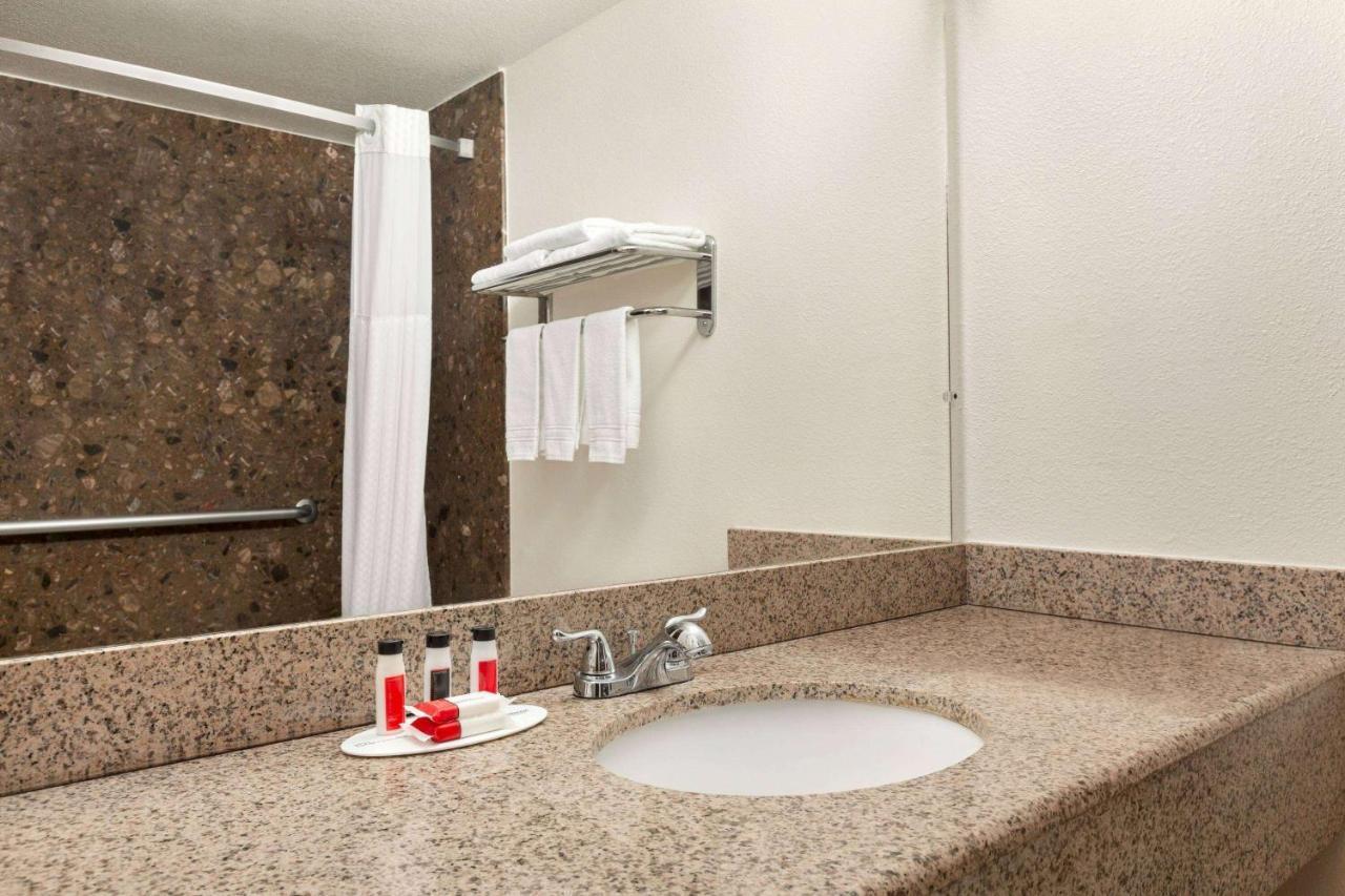 Ramada By Wyndham Arcata Hotel Luaran gambar