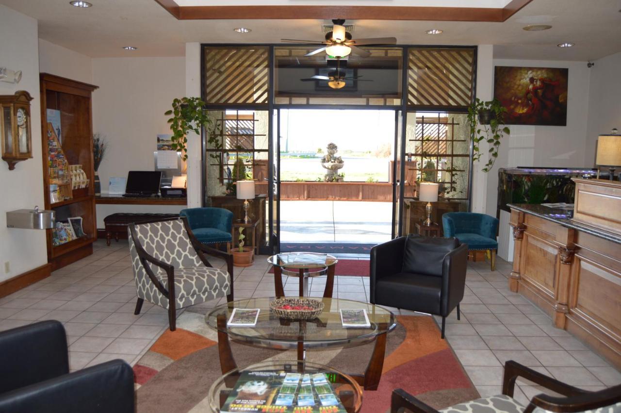 Ramada By Wyndham Arcata Hotel Luaran gambar